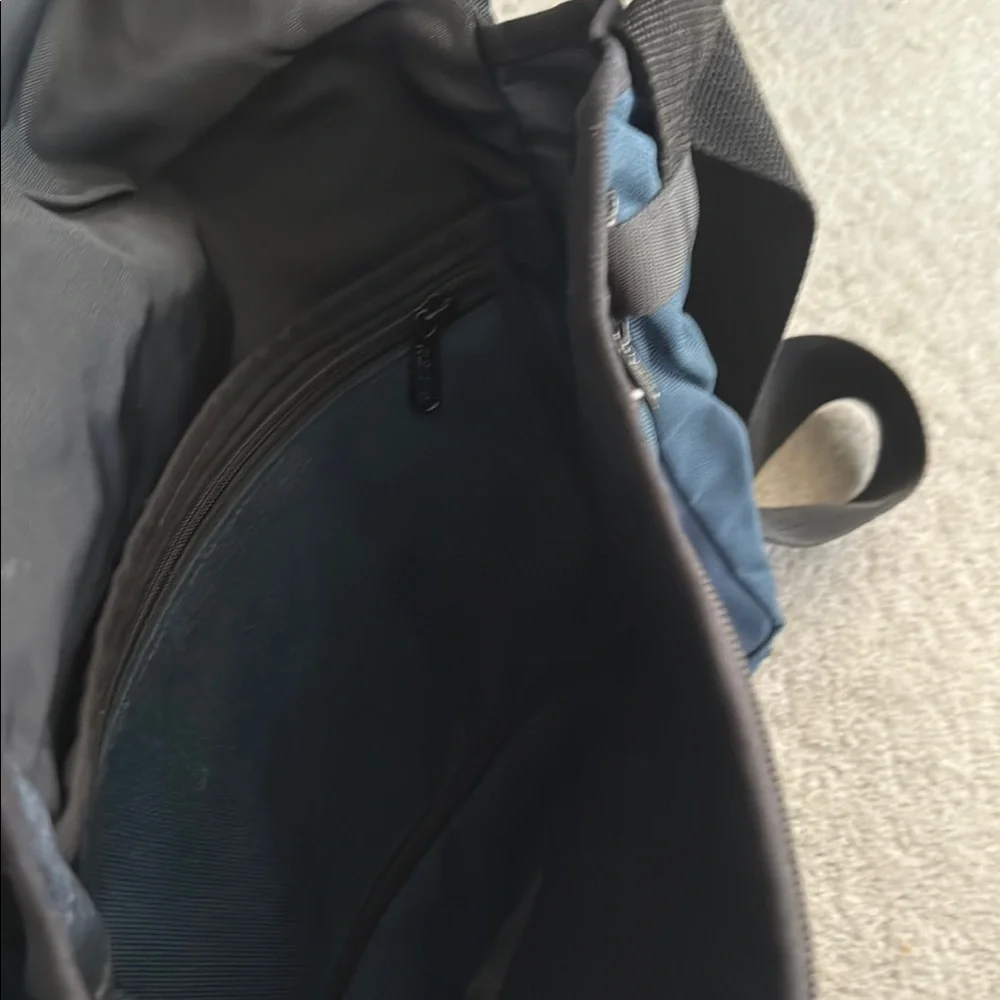 Blue and Black Urban Messenger Bag with Adjustable Strap